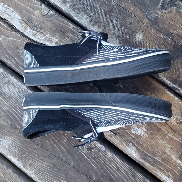 Vans x Disney Night Before Christmas Classic Slip-On Shoes Jack Skellington sz 5 - Picture 11 of 16